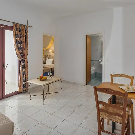 Hotel apartamentowy Irida By Estia