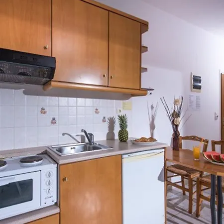 Hotel apartamentowy Irida By Estia